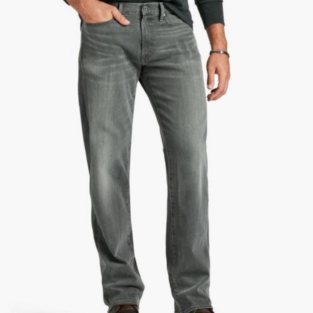 NEVER BEEN WORN Lucky Brand 363 Straight Fit Jeans